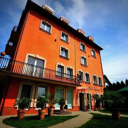 Hotel Lorenzo Krakow Bagian luar foto