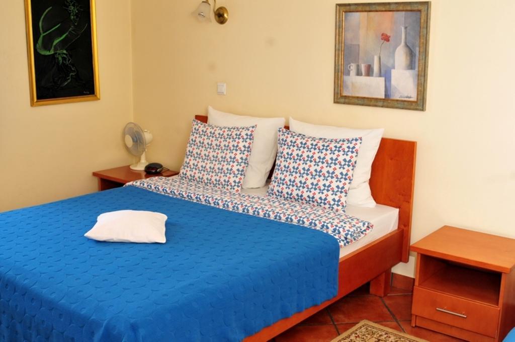 Hotel Lorenzo Krakow Ruang foto