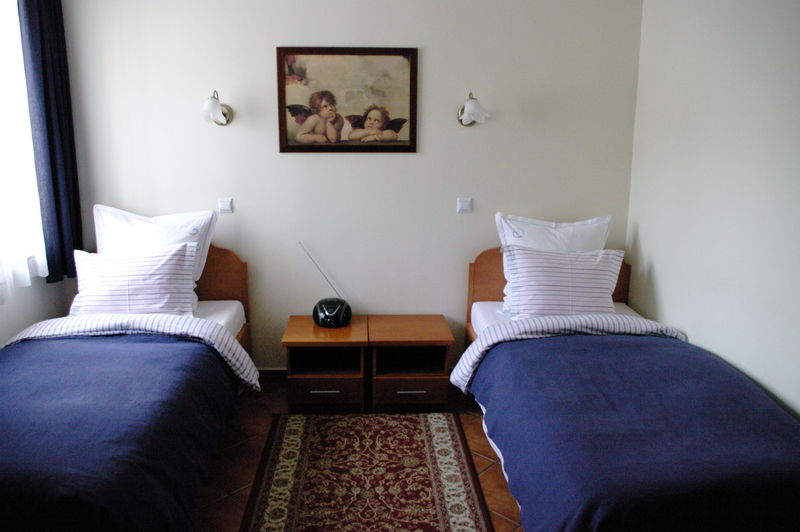Hotel Lorenzo Krakow Bagian luar foto
