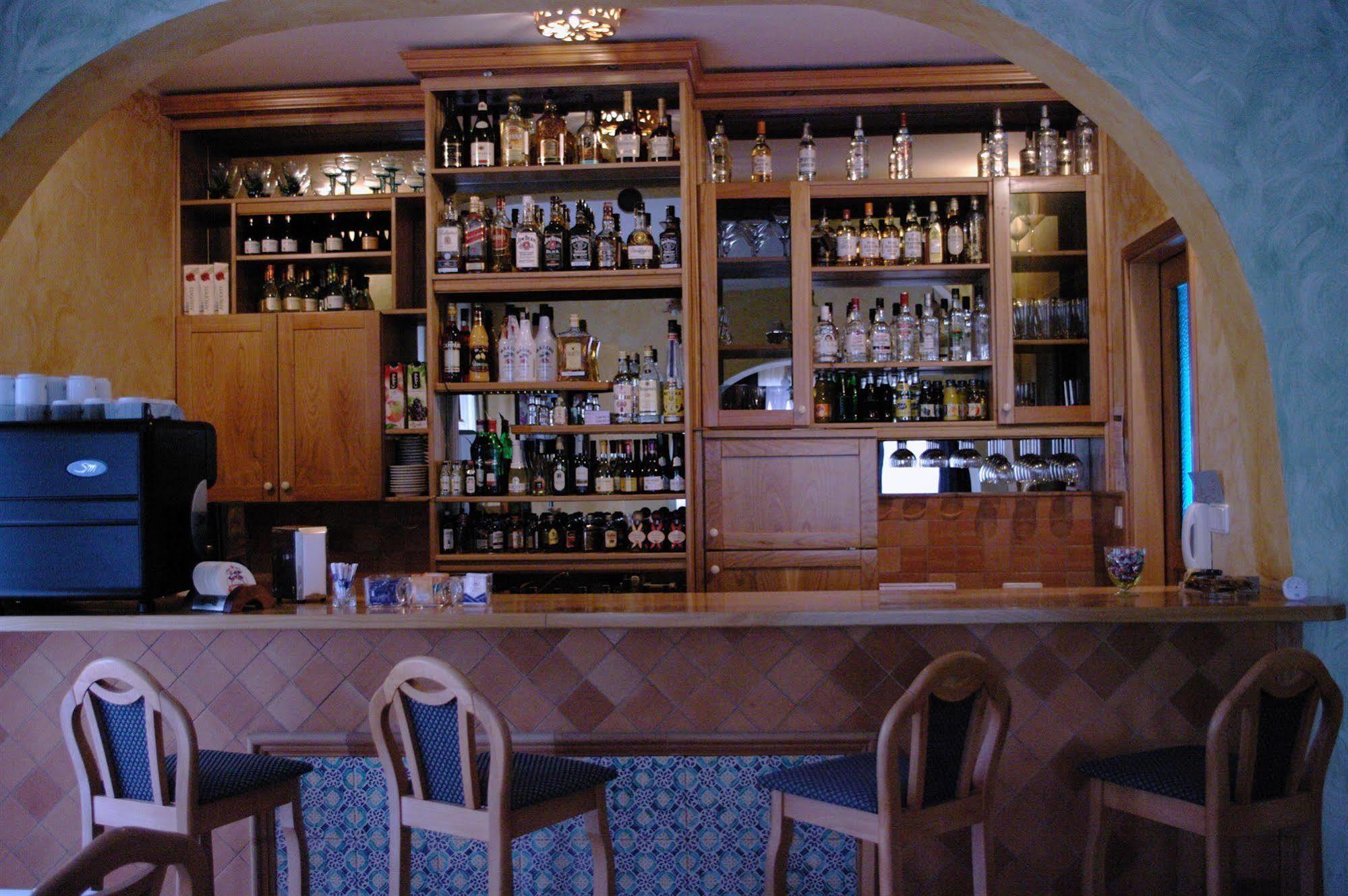 Hotel Lorenzo Krakow Bagian luar foto